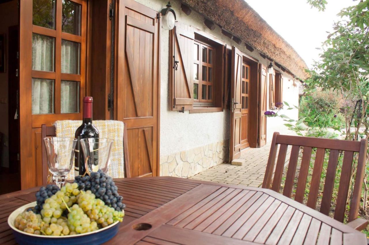 גיינסדיאס Sweet Cottage Vendeghaz מראה חיצוני תמונה